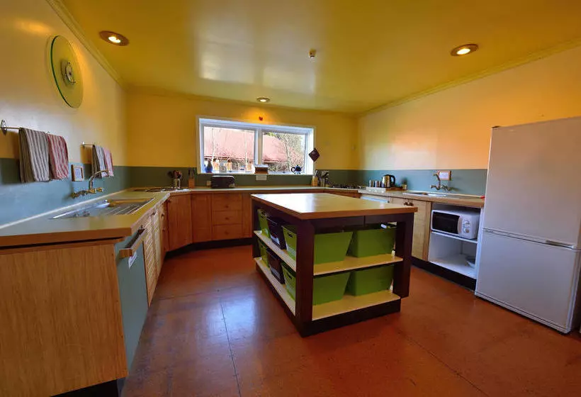 فندق صغير Jack In The Green Garden Rooms