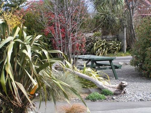 הוסטל Jack In The Green Garden Rooms