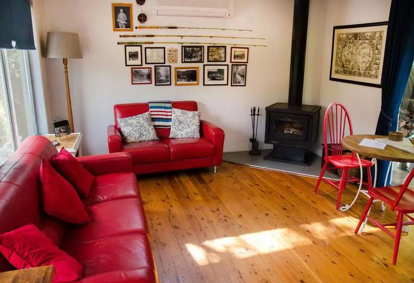 Ashwood Cottages