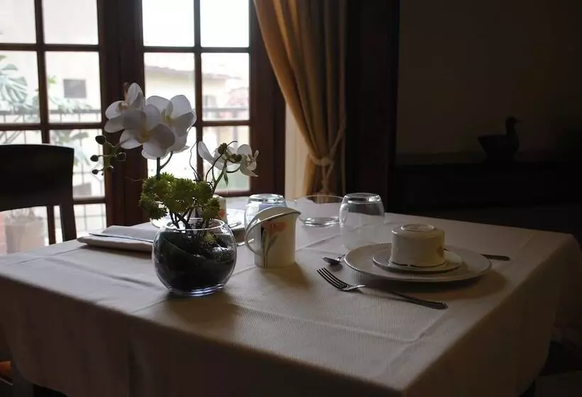 ベッドアンドブレックファースト Locanda San Giacomo