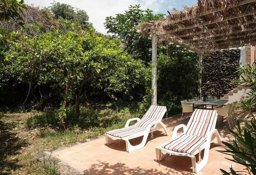 Come In Sicily La Pietra Monaca