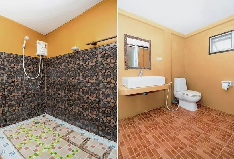 בית מלון כפרי Baanbali Beach Resort