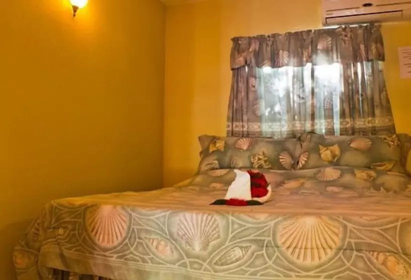 هتل Beyond Sunset Resort & Villas