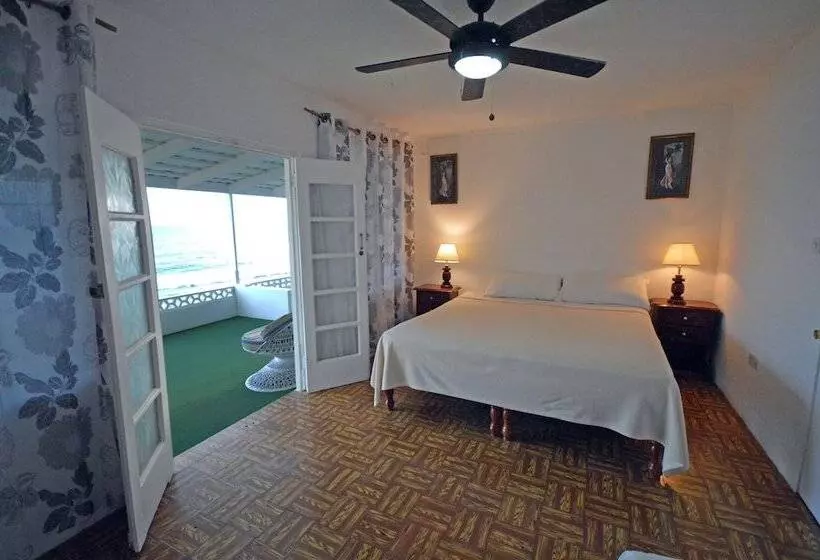 هتل Beyond Sunset Resort & Villas