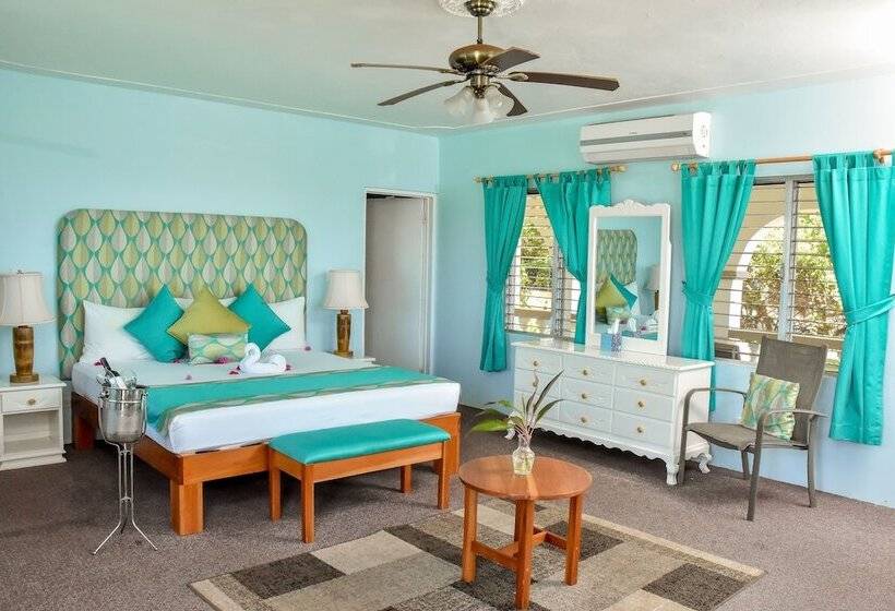 هتل Beyond Sunset Resort & Villas