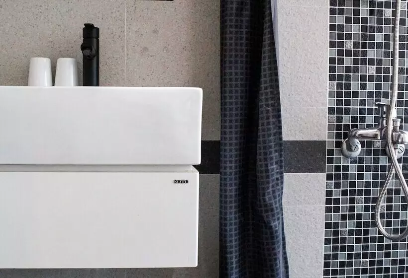 هتل Check Inn Express Taichung Fuxing Hall 2