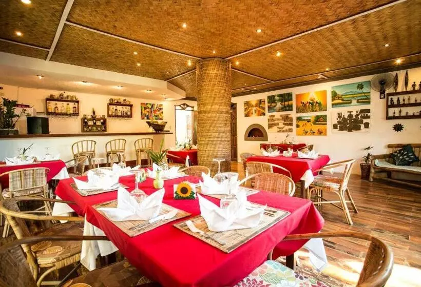 هتل Floral Villarosa