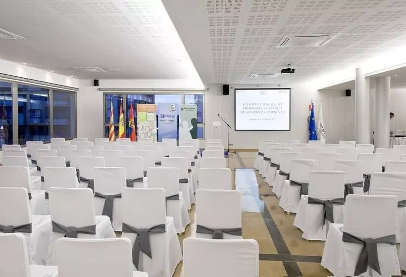 בית מלון כפרי Mas Monzon