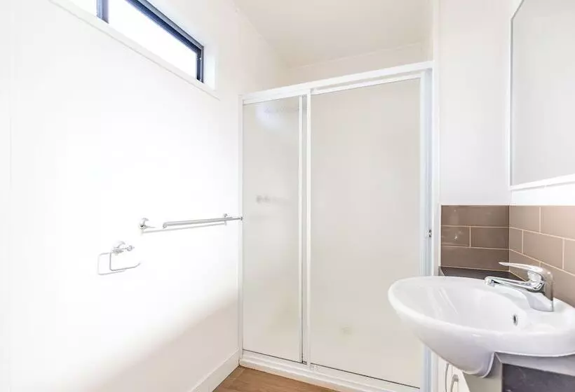 Отель Nrma Yarrawonga Mulwala Holiday Park