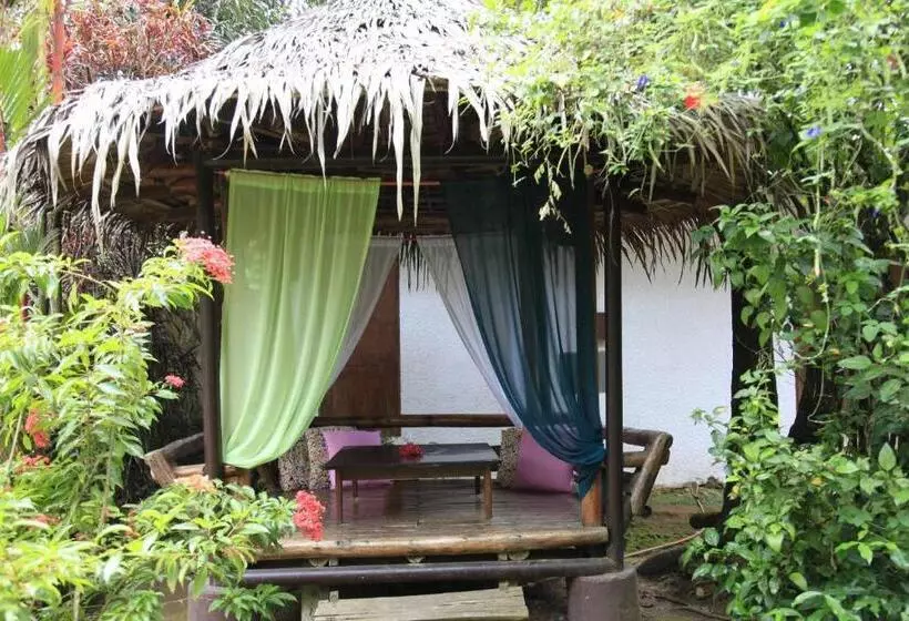 هتل Sunz En Coron Resort