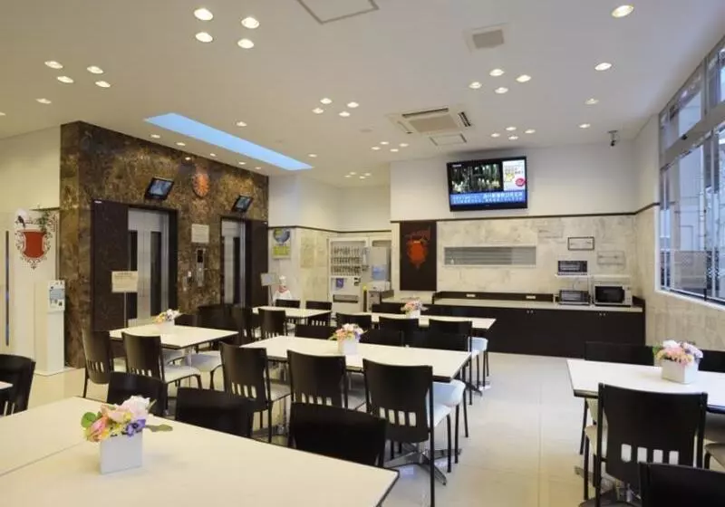 בית מלון כפרי Toyoko Inn Nishitetsu Kurume-eki Higashi-guchi
