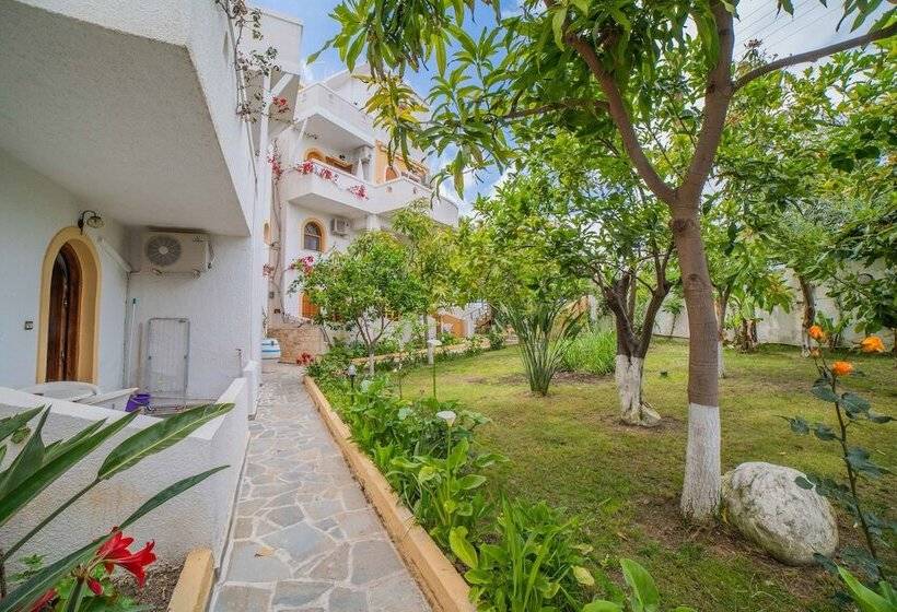 Kastro Studios Apartments