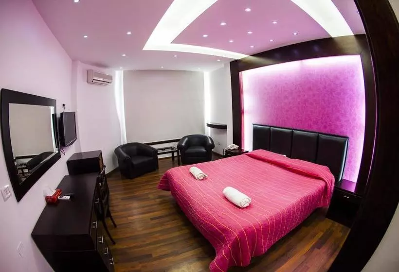 Le Tournant Hotel & Resort