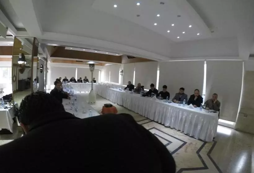 Le Tournant Hotel & Resort