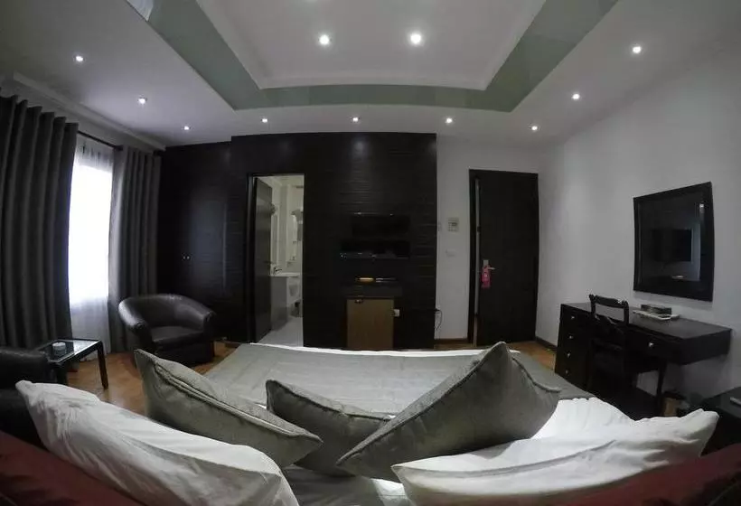 Le Tournant Hotel & Resort