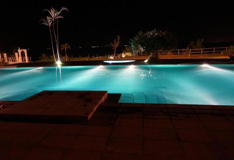 Livemax Amms Hotels Canna Resort Villa