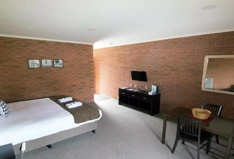 Мотель Ashleigh Court Motor Inn