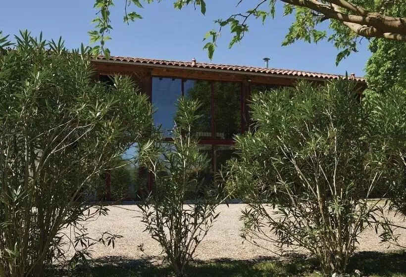 پانسیون Domaine De Quittignan Brillette