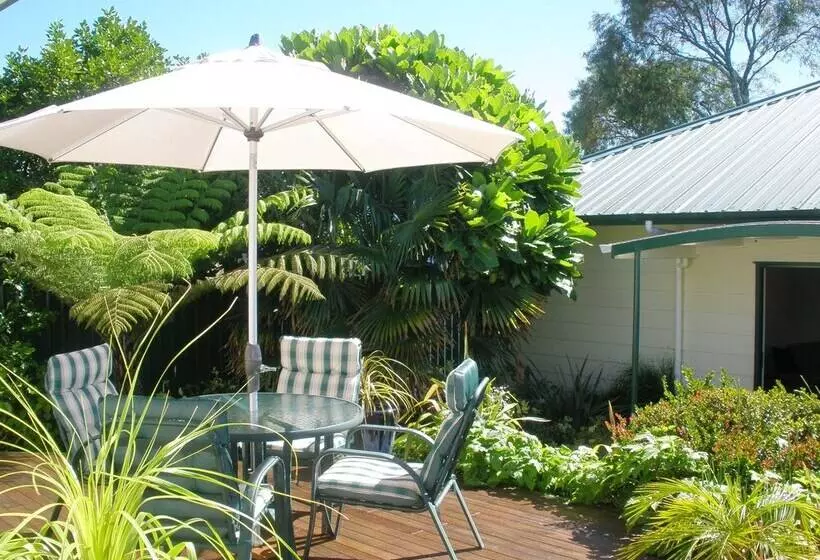 Andrea S Bed & Breakfast