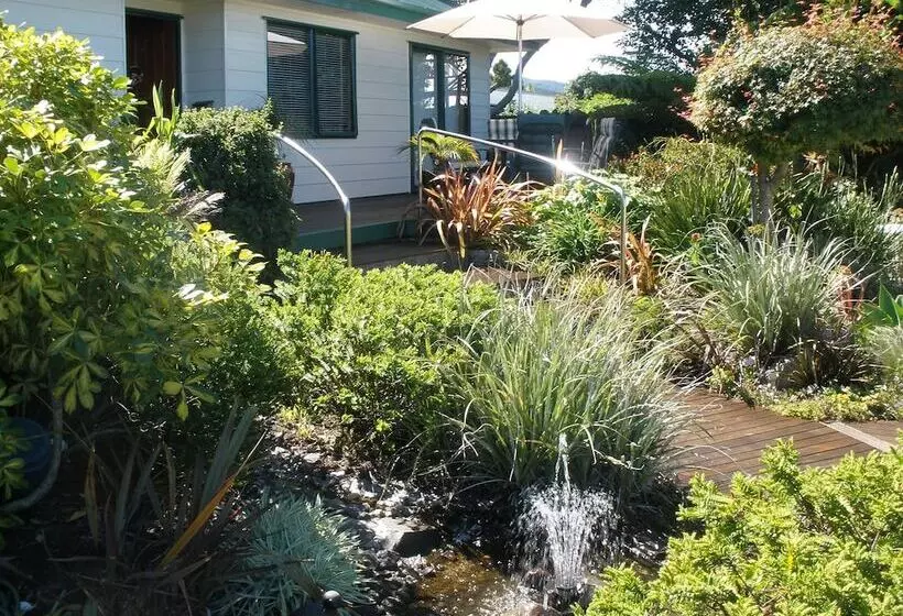 Andrea S Bed & Breakfast