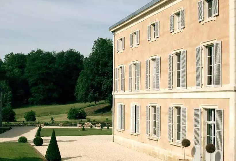 ホテル Château De La Pommeraye