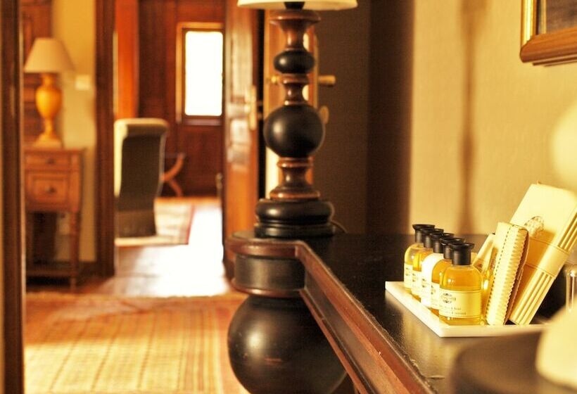 فندق Château De La Pommeraye