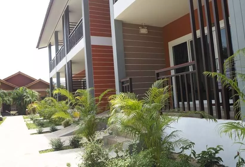 Hotelli Hatzanda Lanta Resort   Sha Extra Plus