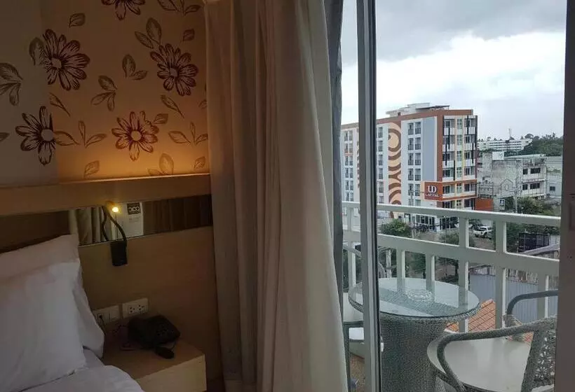 호텔 Kavinburi Green