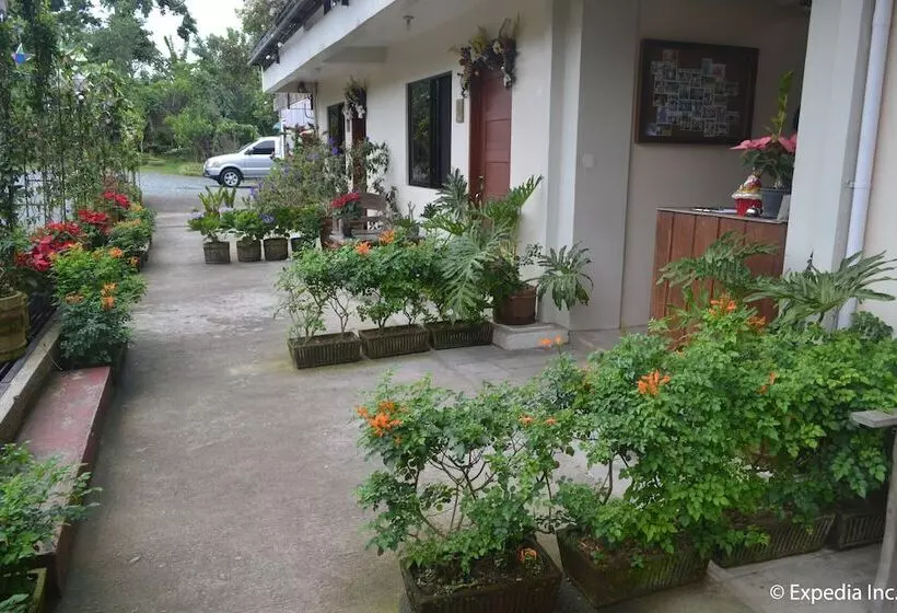 ホテル Lazea Tagaytay Inn