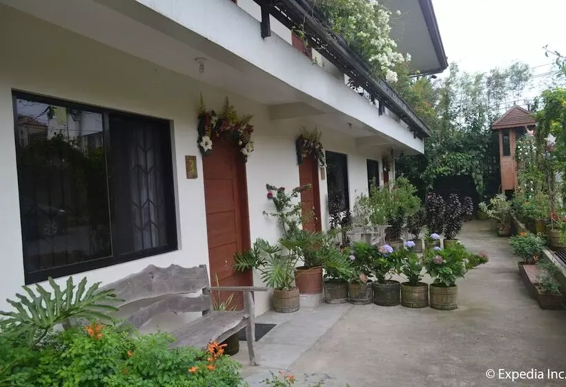 ホテル Lazea Tagaytay Inn