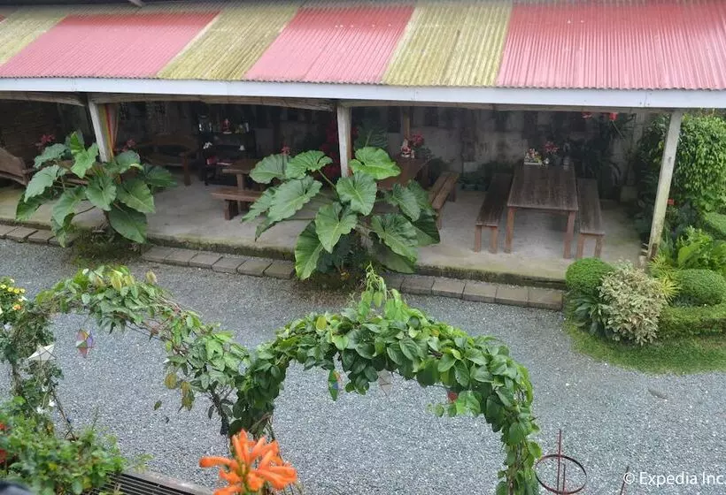 ホテル Lazea Tagaytay Inn