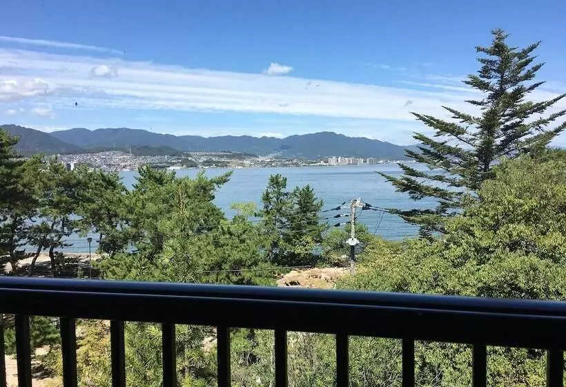 Hotelli Miyajima Morinoyado