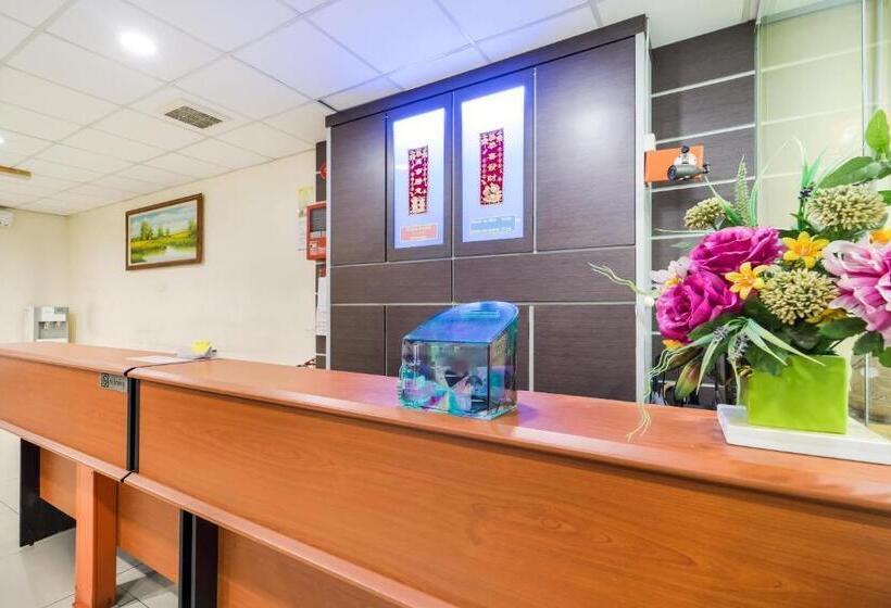 בית מלון כפרי River Inn