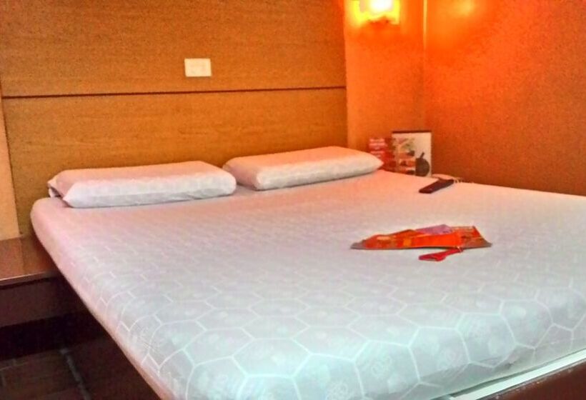 Hotel Sogo Aurora Cubao