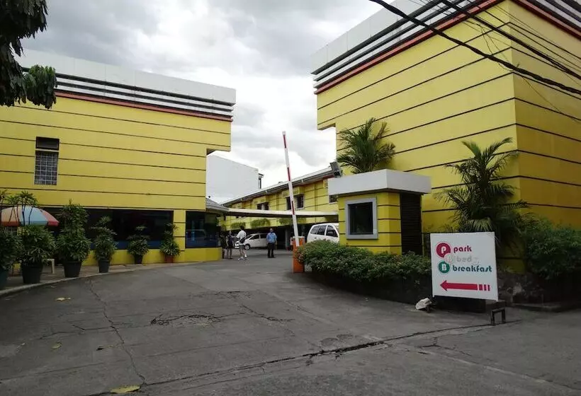 Отель Sogo Pasay Wood Street