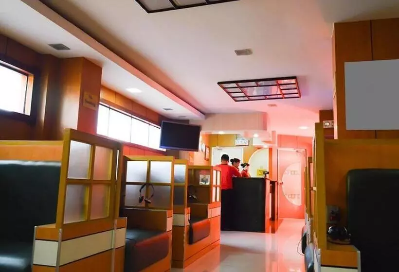 Отель Sogo Pasay Wood Street