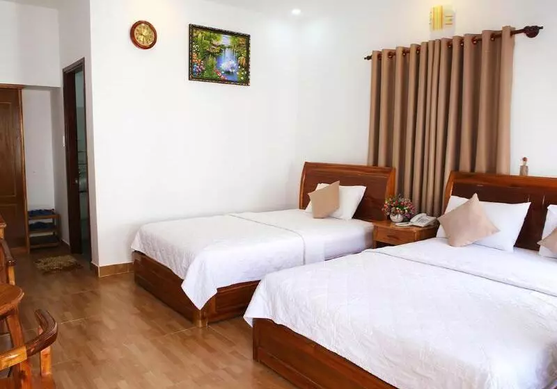 پانسیون Huynh Gia Bungalow