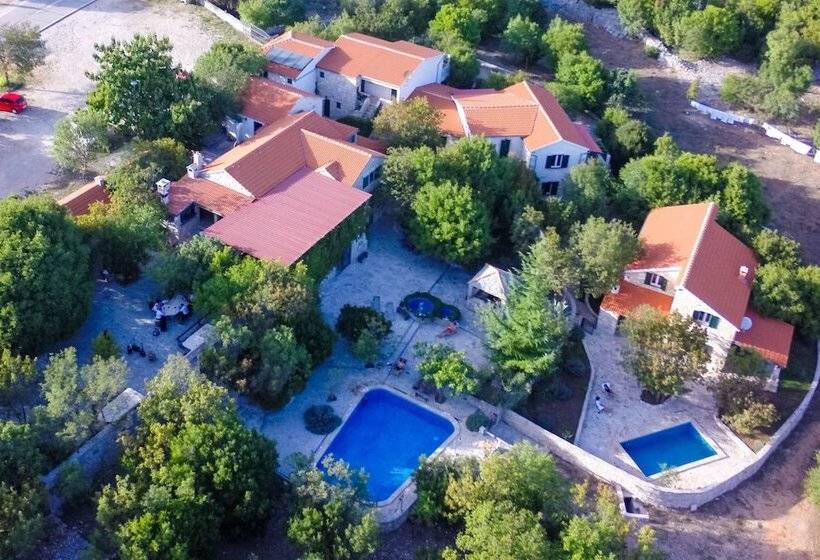 膳宿费 Nono Ban Hotel & Villa