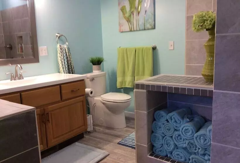 Pictured Rocks Bed And Breakfast