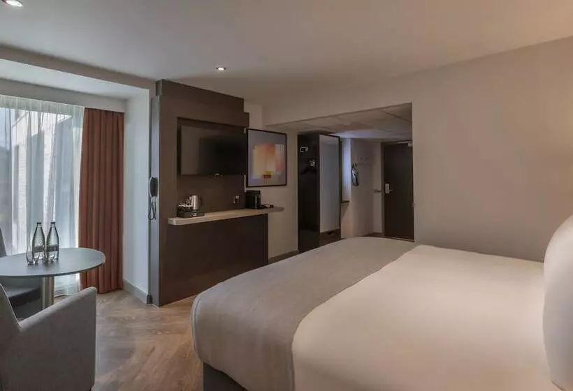 Maldron Hotel Finsbury Park, London