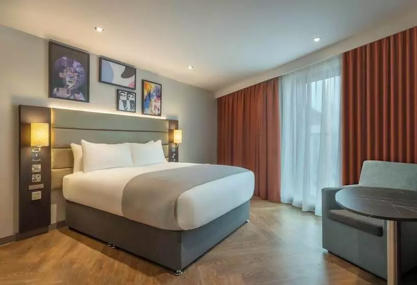 Maldron Hotel Finsbury Park, London