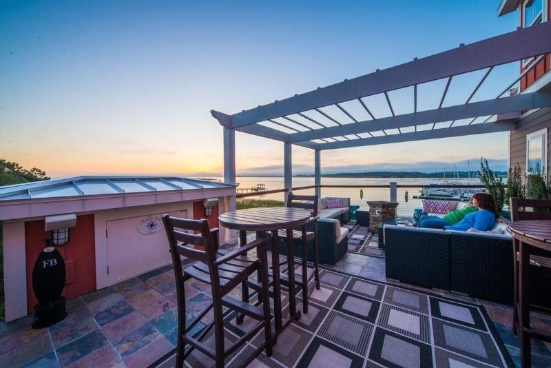 צימר Regatta Inn Adults Only