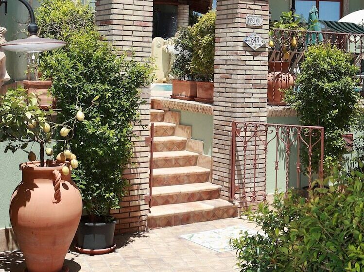 ベッドアンドブレックファースト Villa Cristina