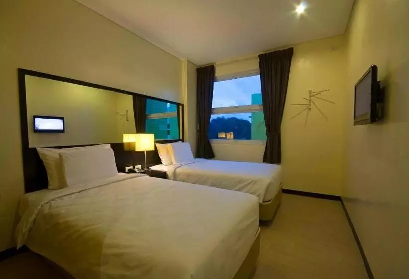 Go Hotels Iloilo