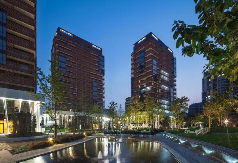 Green Court Premier Jinqiao Shanghai