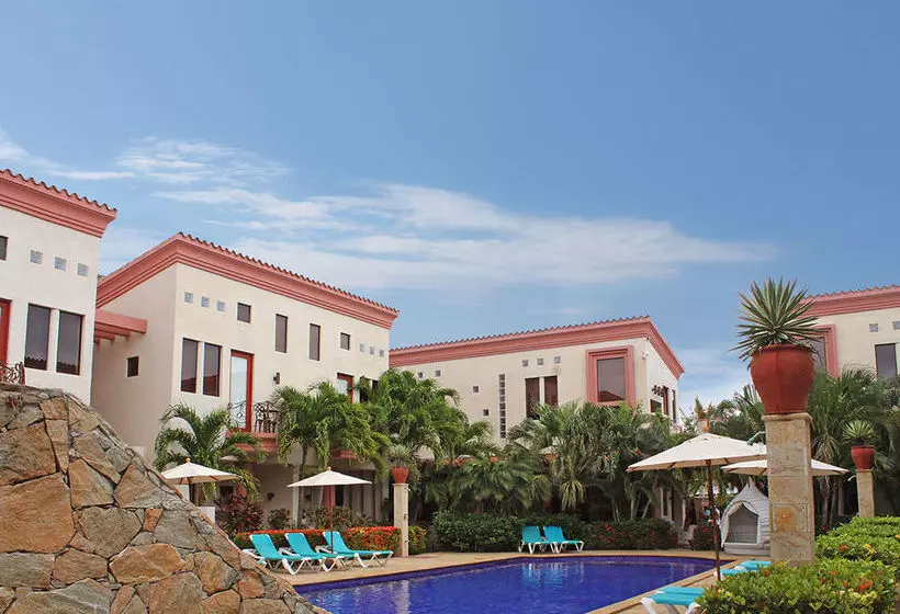 هتل Las Sirenas By Mayan Princess Rooms