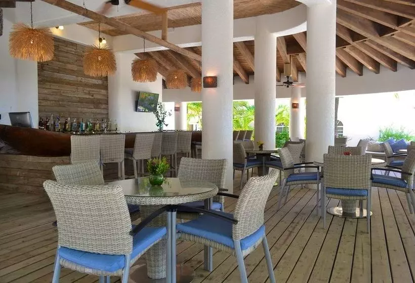 هتل Las Sirenas By Mayan Princess Rooms