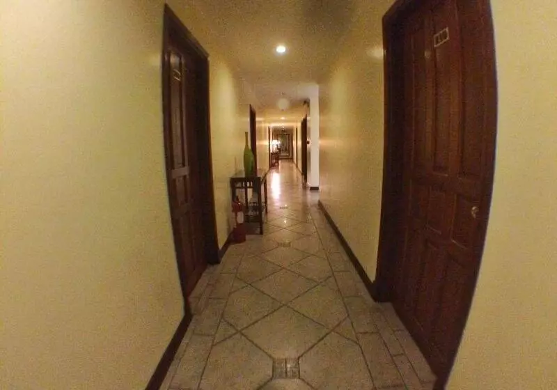 Hotel Subic Residencias