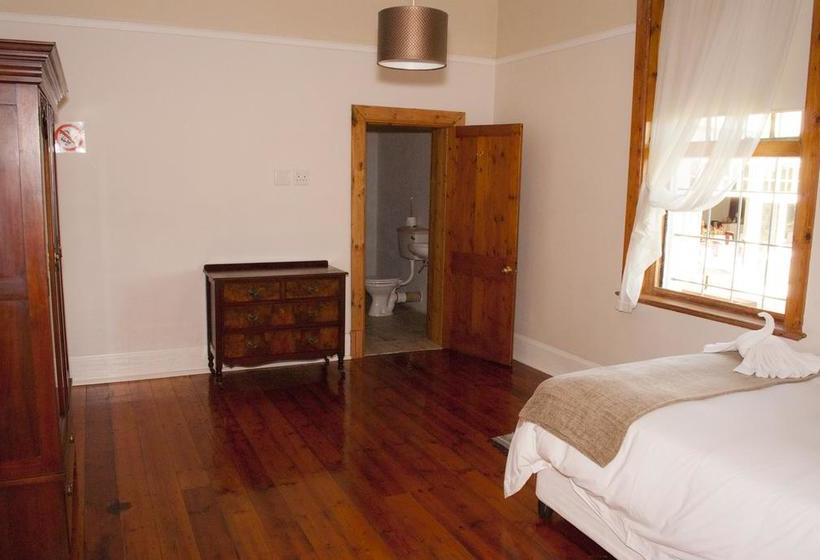 בית מלון כפרי The Grand