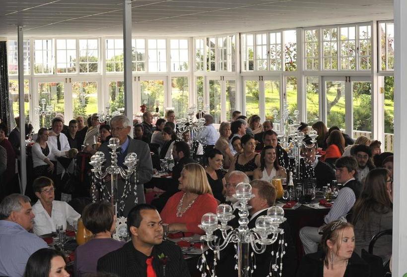 בית מלון כפרי The Grand